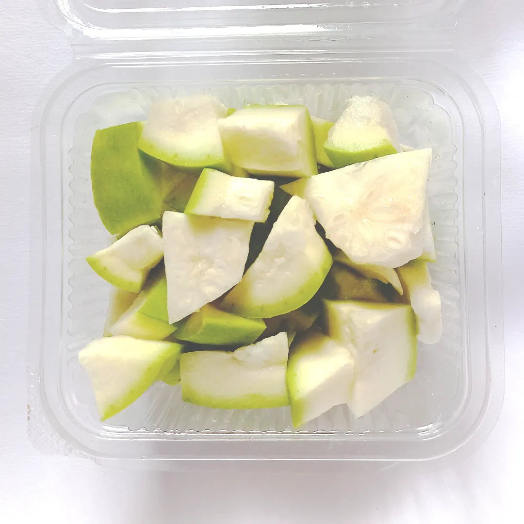 Ready-to-cook fresh cut bottle gourd pieces by Mommy's Fresh